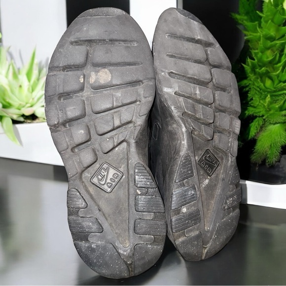 Nike Air Huarache Run Ultra Triple Black Size 13 USED - Picture 5 of 6